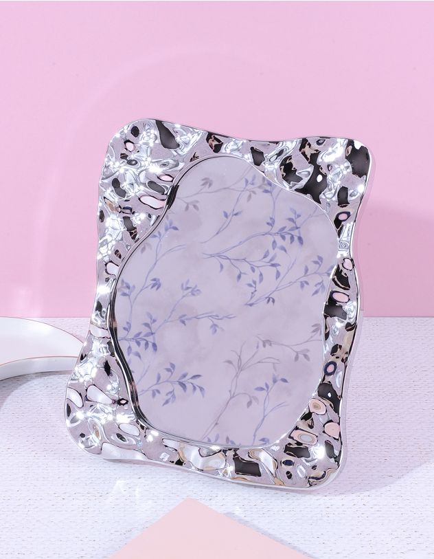 Дзеркало настільне з імітацією розплавленого металу | 263189-05-XX - A-SHOP