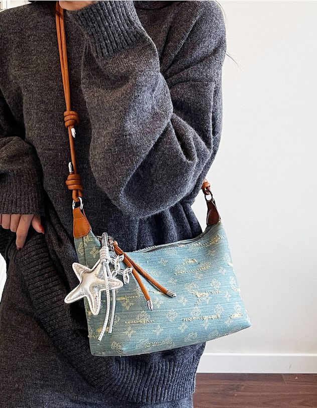 Сумка кросс боді з брелоком у вигляді зірки | 265277-23-XX - A-SHOP