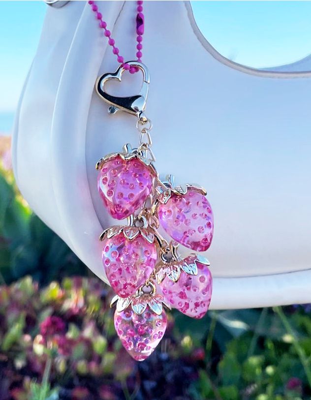 Брелок на сумку у вигляді полуниці | 266126-14-XX - A-SHOP