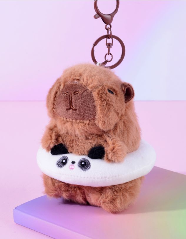 Брелок на сумку у вигляді капібари з кільцем для плавання | 263517-01-XX - A-SHOP