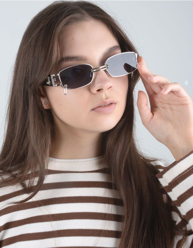 Окуляри сонцезахисні вузькі з фурнітурою на лінзах | 257752-07-XX - A-SHOP