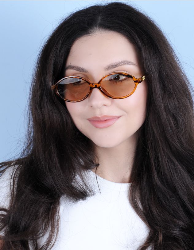 Окуляри сонцезахисні вузькі з фурнітурою на дужках | 260105-12-XX - A-SHOP