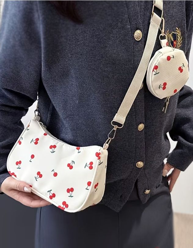 Сумка через плече з монетницею та фруктовим принтом | 266152-15-XX - A-SHOP