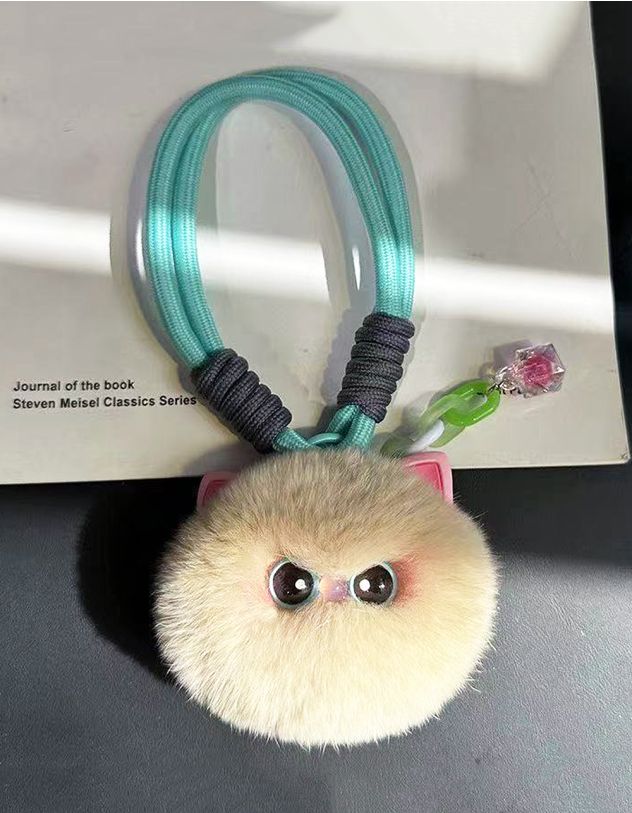 Брелок на сумку хутряний у вигляді котика | 267517-22-XX - A-SHOP