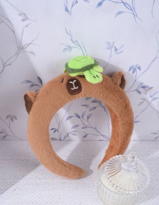 Обідок для волосся хутряний у вигляді капібари | 261412-20-XX - A-SHOP