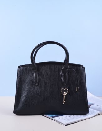 Сумка класична з брелоком у вигляді ключа з серцем | 264882-02-XX - A-SHOP