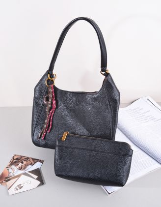 Сумка класична з плетеним брелоком у комплекті з косметичкою | 264380-02-XX - A-SHOP