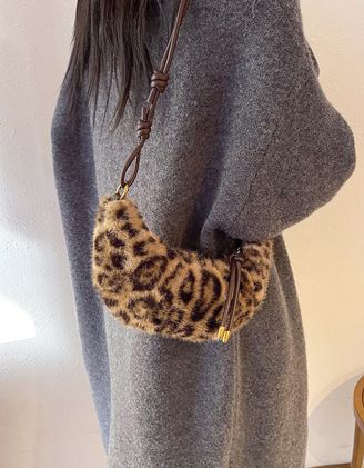 Сумка через плече хутряна з леопардовим принтом | 262585-34-XX - A-SHOP