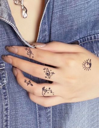 Татуювання тимчасове у вигляді Сатурна | 266282-01-XX - A-SHOP