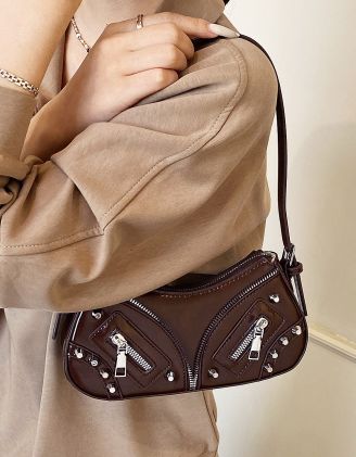 Сумка багет через плече декорована фурнітурою | 266274-33-XX - A-SHOP