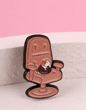 Брошка у вигляді крісла з котиком | 267513-22-XX - A-SHOP
