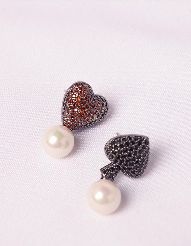 Сережки у вигляді карткової масті з перлинами декоровані стразами | 247689-07-XX - A-SHOP