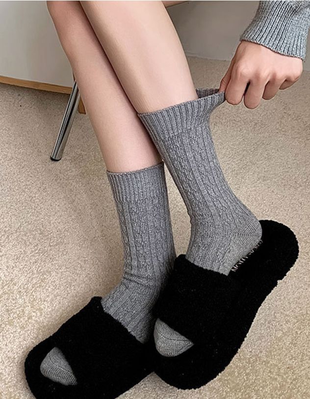 Шкарпетки з зображенням коси | 263696 - A-SHOP