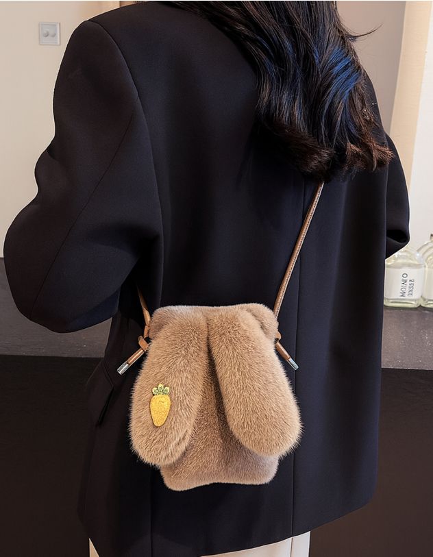 Сумка через плече хутряна з вушками | 262603-39-XX - A-SHOP