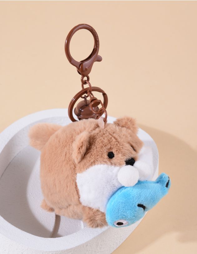 Брелок на сумку у вигляд видри з рибкою | 262434-12-XX - A-SHOP