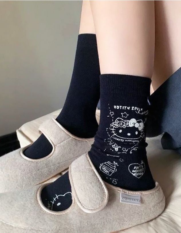 Шкарпетки з принтом Кітті | 265392-02-XX - A-SHOP
