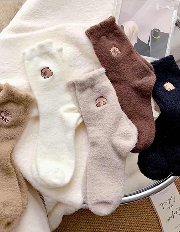 Шкарпетки утеплені з зображенням капібари | 263690-11-XX - A-SHOP