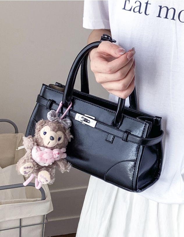 Сумка через плече з брелоком у вигляді ведмедика | 265311-02-XX - A-SHOP