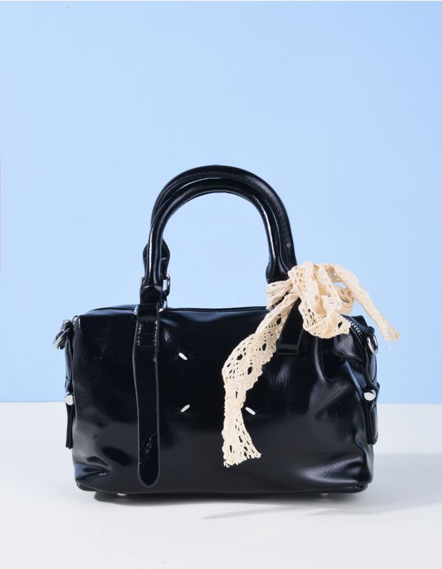 Сумка на плече з брелоком та мереживним бантом | 264382-02-XX - A-SHOP