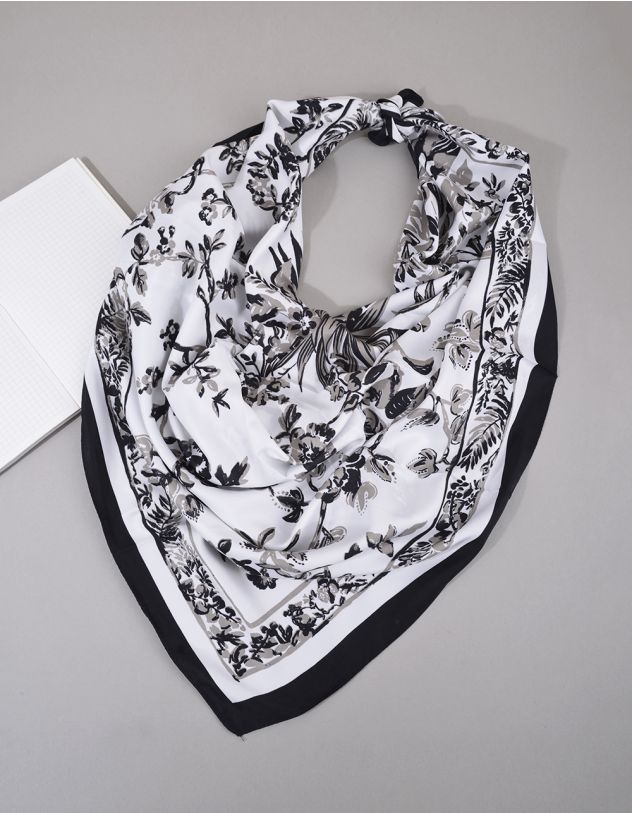 Хустка на шию з квітковим принтом | 265194-28-XX - A-SHOP