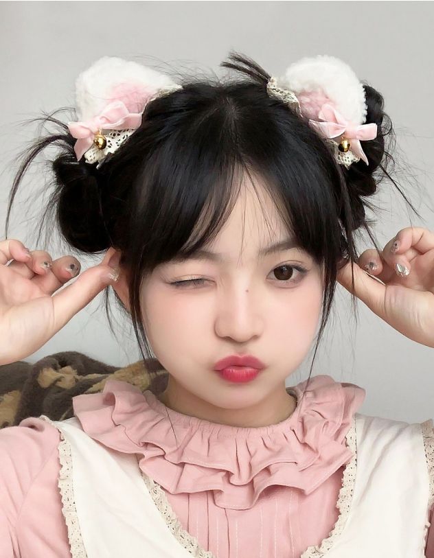 Заколка для волосся парна у вигляді вушка з бантом та мереживом | 261344-01-XX - A-SHOP