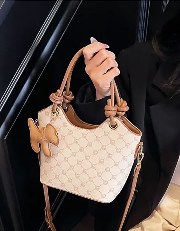 Сумка через плече з брелоком у вигляді песика | 264688-12-XX - A-SHOP