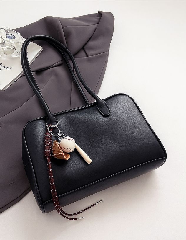 Сумка на плече з брелоком у вигляді бити з бейсбольною рукавицею | 263264-02-XX - A-SHOP