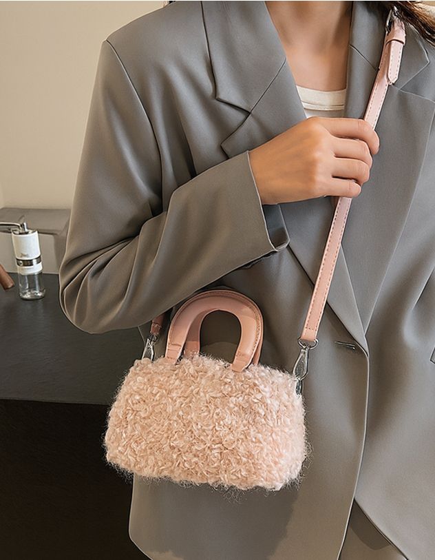 Сумка кросс боді хутряна | 262613-71-XX - A-SHOP