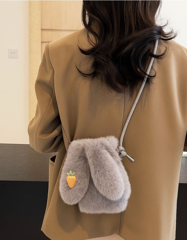 Сумка через плече хутряна з вушками | 262603-29-XX - A-SHOP