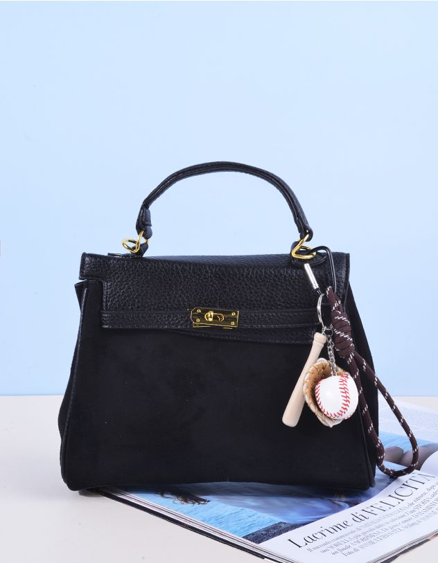 Сумка класична з брелоком у вигляді бити та м'яча | 265143-02-XX - A-SHOP