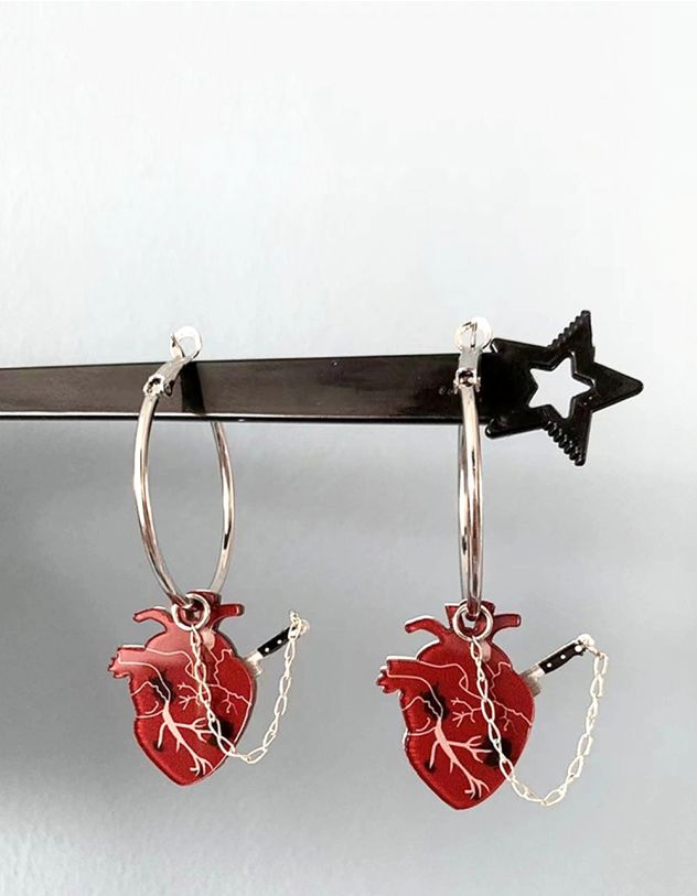 Сережки кільця у вигляді серця з ножем на ланцюжку | 264696-60-XX - A-SHOP
