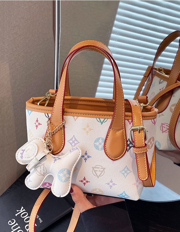 Сумка через плече з брелоком у вигляді песика | 265350-01-XX - A-SHOP