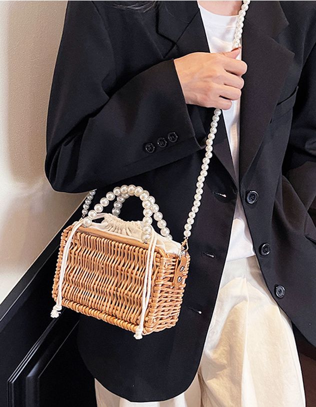 Сумка на ланцюжку зі штучної соломи з перлинами | 264752-39-XX - A-SHOP
